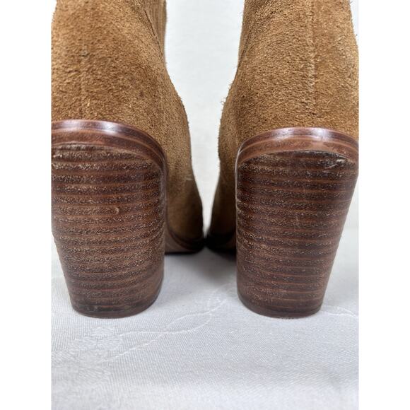 Marc Jacobs Womens Sz 7 M pull on golden brown suede 3 in heel ankle boots - Picture 8 of 9